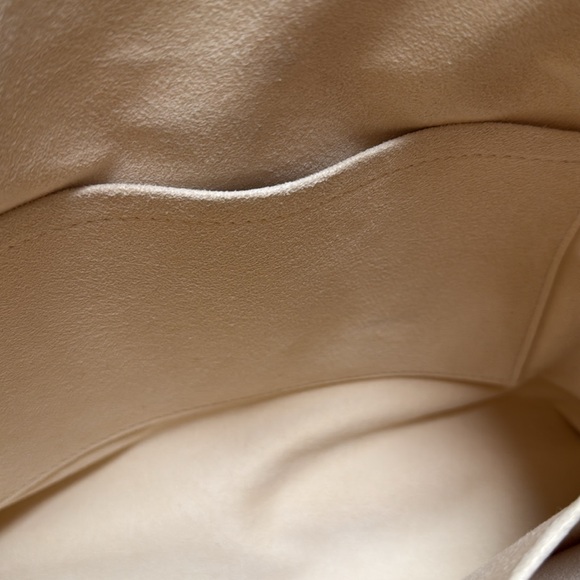 Louis Vuitton handbag - Picture 12 of 16